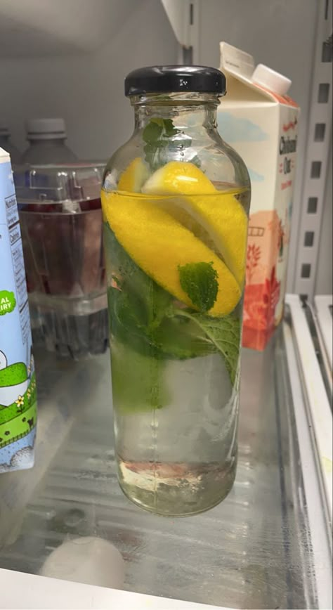 Detox mint and lemon water #water #recipe #aestheticdrink #healthylifestyle #healthyfood #detoxdrinks #mint #lemon Lemon And Mint Water, Cucumber And Lemon Water, Hot Water With Lemon, Lemon Mint Water, Cucumber Lemon Water, Water With Lemon, Lemon And Mint, Mint Water, Drinking Hot Water