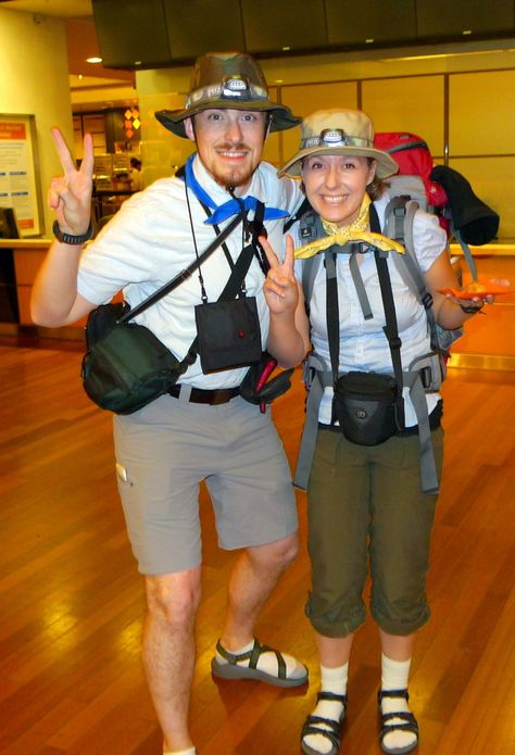 Tourist Costume Ideas, Tacky Tourist Costume, Bonnie And Clyde Halloween, Tourist Costume, Tacky Tourist, Bonnie And Clyde Halloween Costume, Halloween Couples Costumes, Scary Halloween Food, Tourist Outfit