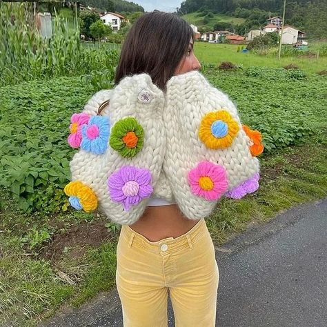 Color: Pink , Purple , White Material: Viscose , Nylon , Spandex Neckline: O-Neck The post hand made knitted cardigan sweater appeared first on Power Day Sale. 3d Cardigan, Autumn Lantern, Street Decoration, Flower Cardigan, Sweater Handmade, Crop Top Jacket, Flower Sweater, Sweater Autumn, Coats Women