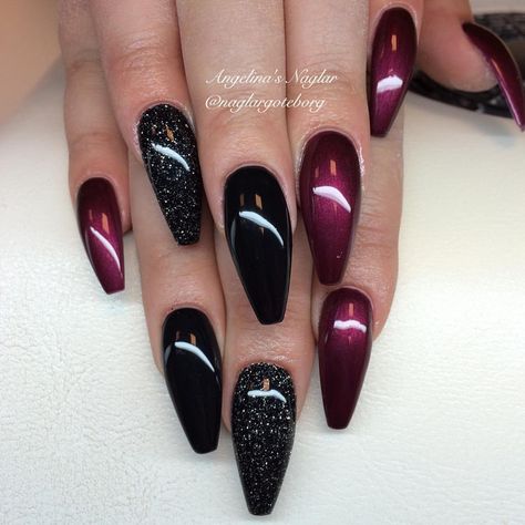 395 Likes, 8 Comments - Angelina Rossi (@naglargoteborg) on Instagram: “Black, Black cherry, glittermix ” French Pedicure, Maroon Nails, Her Nails, Super Nails, Get Nails, Fabulous Nails, Fancy Nails, Nail Arts, Creative Nails