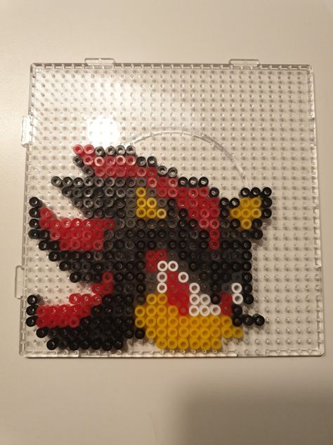 Sonic Perler Beads Pattern, Shadow The Hedgehog Perler Beads, Sonic Perler Beads, Kandi Perler, Bead Things, Mermaid Toys, Shadow Sonic, Hamma Beads Ideas, Pony Bead Crafts