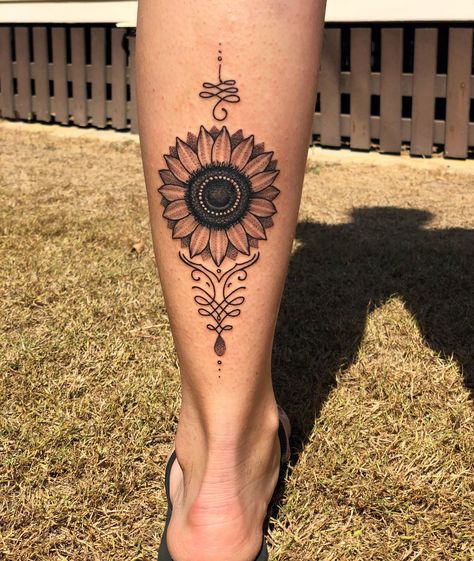 Sunflower Calf Tattoos For Women, Sunflower Shin Tattoo, Sunflower Dreamcatcher Tattoo, Sunflower Arrow Tattoo, Loving Tattoos, Sunflower Foot Tattoos, Sunflower Mandala Tattoo, Tatto Sleeve, Heart Tattoos With Names