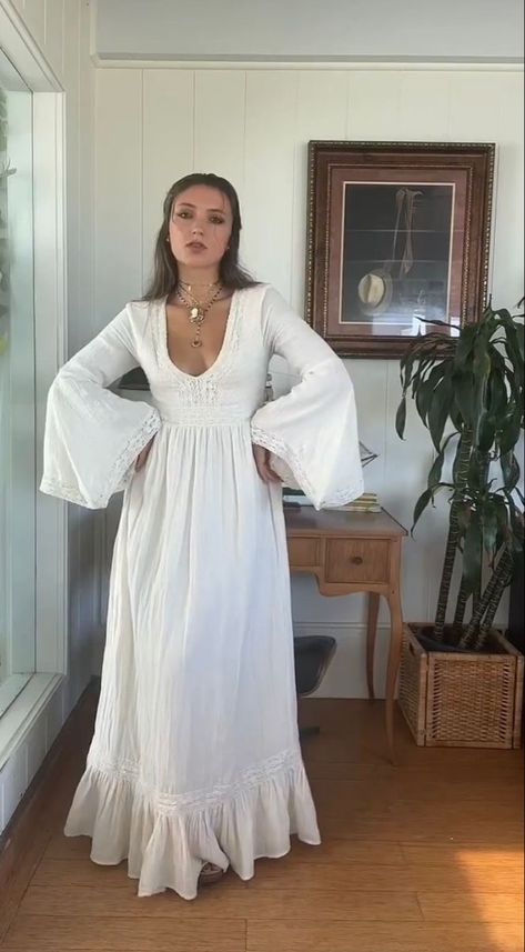 Flowy Artsy Outfits, Flowy White Dress Aesthetic Long, Soft Flowy Dress, Hippie Birthday Dress, Flowy Modest Dress, Simple Flowy Dress, Modest Flowy Dresses, White Flowy Dress Outfit, White Witch Aesthetic Outfit