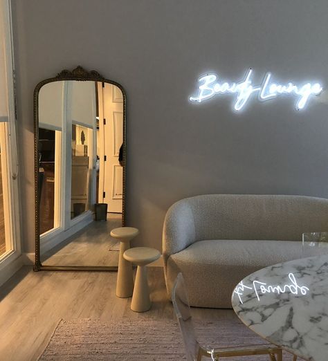 Aesthetic Esthetician, Lash Room Ideas, Lash Room Decor, Esthetician Room Decor, Esthetics Room, Salon Suites Decor, Logo Neon, Esthetician Room, Kids Bedroom Walls