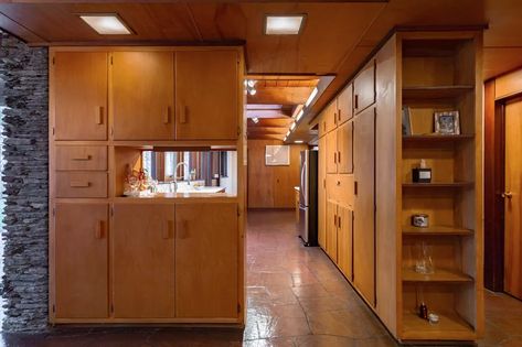 Usonian Style, Ny House, Usonian House, Modern Homes For Sale, Glazed Walls, Chief Architect, Single Story Homes, New York Homes, Frank Lloyd