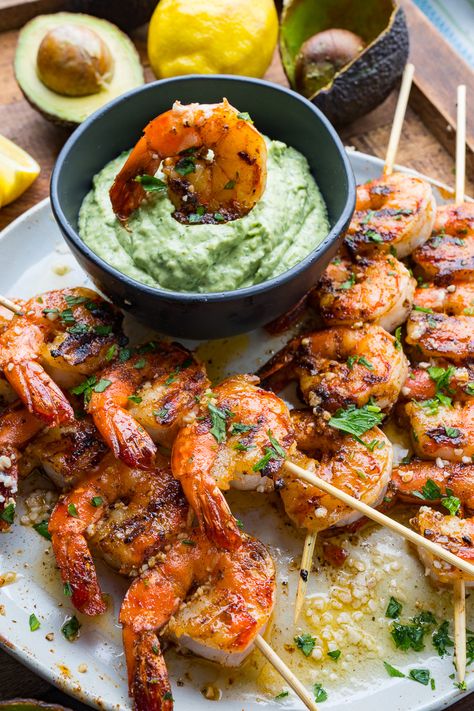 Cajun Butter Garlic Grilled Shrimp with Cilantro Lime Avocado Sauce Cajun Butter, Grilled Shrimp Skewers, Anti Diet, Closet Cooking, Homemade Cajun Seasoning, Bbq Pork Ribs, Grilled Food, Pork Rib Recipes, Shrimp Skewers