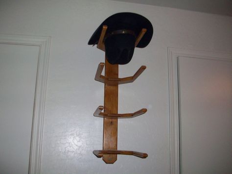 Cowboy Western Hat Rack Wall Mount for 3 Hats Quality Hand Made Craftsmanship. $25.00, via Etsy. Rustic Hat Rack, Cowboy Hat Rack Ideas, Diy Cowboy Hats, Hat Hanger Ideas, Laundry Room Porch, Cowboy Hat Racks, Western Hat Rack, Cowboy Hat Hanger, Wood Hat Rack