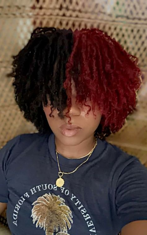 Short Locs Hairstyles With Bangs, Sisterlock Bangs, Sister Locs With Color, Red Short Locs, Sister Locs Dyed, Micro Locs With Bangs, Sister Locs With Bangs, Sisterlocks Color Ideas, Microlocs With Bangs