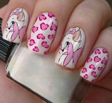 Marie Aristocat Nails, Aristocats Nail Art, Marie Nails Disney, Marie Aristocats Nails, Aristocats Nails, Wonder Nails, Marie Nails, Disney Acrylic Nails, Mickey Nails