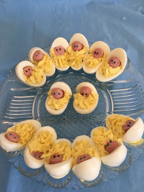 Baby Shower Appetizers, Shower Appetizers, Vienna Sausage, Baby Shower Fruit, Planning A Baby Shower, Baby Shower Snacks, Baby Shower Treats, Decorações Com Comidas, Easy Food Art