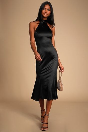 Black Halter Neck Dress, Evening Dresses Midi, Dressing Table Ideas, Satin Halter Dress, Chic Black Dress, Silk Halter Dress, Strapless Prom Dress, Satin Evening Dresses, Dressing Gowns