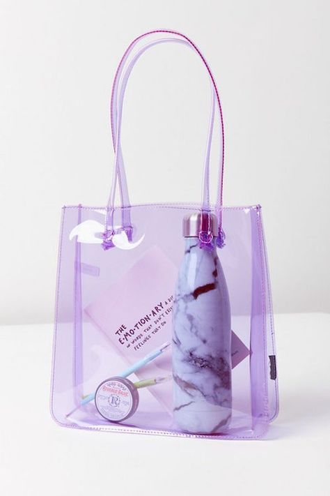 Lily Lady Clear Tote Bag in '5 Good Things Under $50' // DNAMAG Kantor Pos, Clear Tote Bags, Transparent Bag, Clear Bag, Bags Aesthetic, Pretty Bags, Clear Bags, Cute Bags, Girls Bags