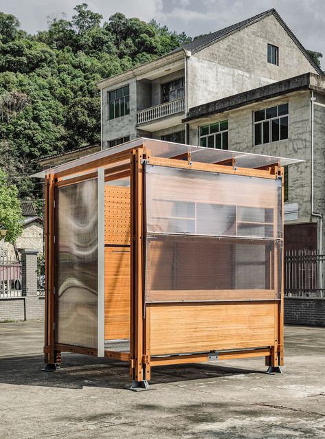 Denmark House, Mobile Architecture, Timber Architecture, School Of Architecture, Kiosk Design, Functional Space, Outdoor Market, Roof Detail, Small Cabin