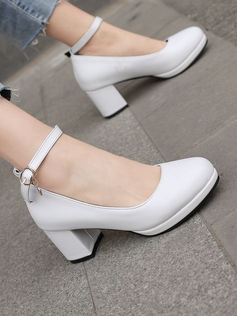 Chunky Pumps, Homecoming Shoes, High Heels Classy, Dr Shoes, White Dress Shoes, Cute Shoes Heels, Shoes Heels Classy, Elegant Heels, Stunning Shoes