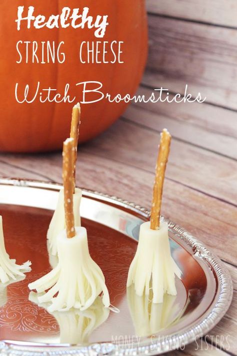 Easy Halloween Treats, Classroom Snacks, Holiday Lunch, Witches Broomsticks, Healthy Halloween Treats, Healthy Halloween Snacks, Creative Snacks, Halloween Treats Easy, Preschool Snacks