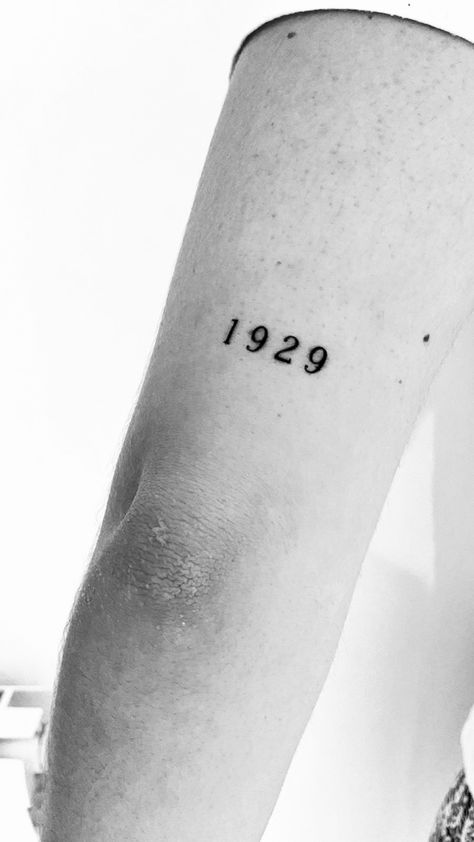 1929 tatto 1939 Tattoo, Tattoo Inspo, Mini Tattoos, Print Tattoos, Paw Print Tattoo, Paw Print, Tattoo Quotes, Tattoo Ideas, Tattoos