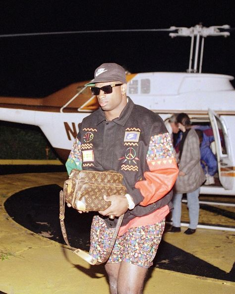 Grailed on Instagram: “Deion Sanders attempts to be the first person to play in two major American professional sports games on the same day, 1992” Deon Sanders, Louie Bag, Horace Grant, Eric Lindros, Pat Riley, Pink And Black Nikes, Lawrence Taylor, Rickey Henderson, Chris Webber