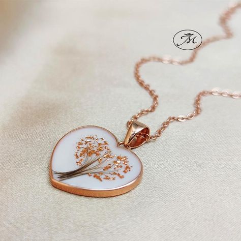 Breastmilk Pendant, Breastmilk Necklace, Resin Crafts Tutorial, Breastmilk Jewelry, Love Message, Diy Resin Art, The Tree Of Life, Diy Resin Crafts, Tree Of Life Necklace