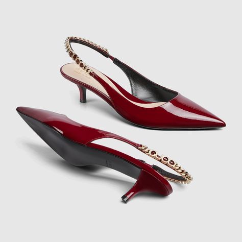 Shop the Gucci Signoria slingback pump in red at GUCCI.COM. Enjoy Free Shipping and Complimentary Gift Wrapping. Gucci Chain, Burgundy Pumps, Burgundy Heels, Cute Shoes Heels, Shoe Wishlist, Mid Heels Pumps, Stylish Sandals, Aesthetic Shoes, Slingback Heel