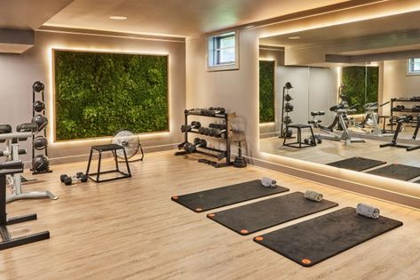 Gym Remodel, Gym Decorating Ideas, Basement Home Gym, Mini Home Gym, Small Home Gym Ideas, Home Gym Basement, Home Gym Ideas, Gym Design Interior, Small Home Gym