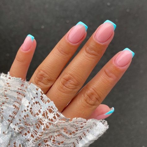 25 Fabulous Pop Art Nail Ideas You Should Try : Peach-Pink Short Nails 1 - Fab Mood | Wedding Colours, Wedding Themes, Wedding colour palettes French Tapered Square Nails, Tapered Square Nails Summer, Sky Blue French Tip Nails, Sky Blue French Tip, Colourful French Tip Nails, Square French Tip Nails, French Tip Nails Square, Square Nails Summer, Blue French Tip Nails