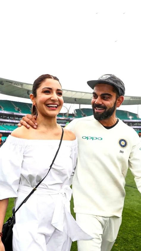 I Love Cricket Images, Virat Kohli Anushka Sharma, Kohli Anushka, Cricket Images, Anushka Virat, Unpaid Therapist, Anushka Sharma Virat Kohli, Virat Anushka, Anushka Sharma And Virat