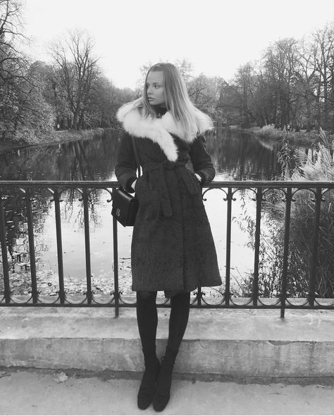 Fashion Through The Decades, Edita Vilkeviciute, Magdalena Frackowiak, Style Analysis, 60s And 70s Fashion, Fashion Organization, Fashion Now, Street Style Winter, Winter Clothes