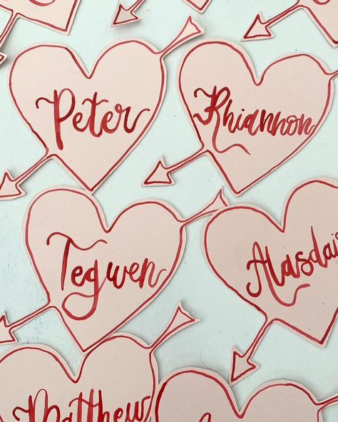 Valentine’s Day place card inspo ❤️‍🔥 for all Enquiries please visit the link in bio #bychloejoy #customstationery #weddingstationery #valentinesnails #valentinesday Valentines Place Cards, Valentines Party Aesthetic, Letter Stationery, Card Inspo, Modern Boutique, Custom Stationery, Brush Lettering, Valentines Nails, Place Card