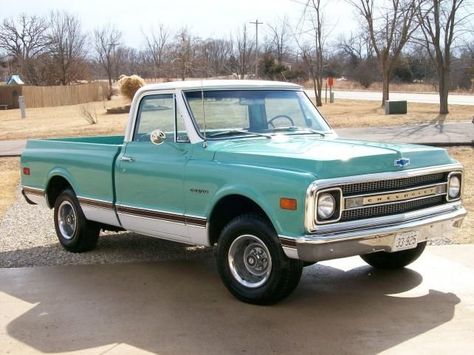 1969 Chevy C10, Chevy Trucks Older, Green Truck, Chevy Diesel Trucks, 72 Chevy Truck, Old Pickup, Chevy Pickup Trucks, Chevrolet Pickup, Old Pickup Trucks