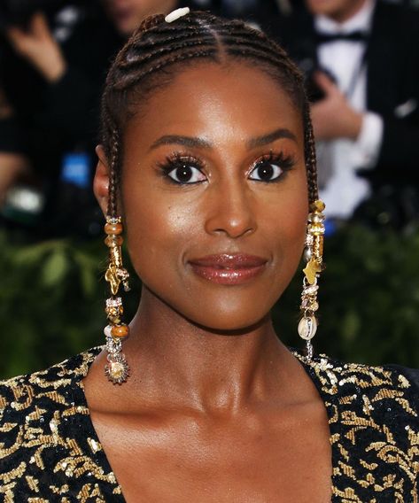 Issa Rae Issa Rae Hairstyles, New Natural Hairstyles, Natural Braided Hairstyles, Issa Rae, Natural Black Women, Natural Hair Styles Easy, Short Black Hairstyles, Natural Hair Braids, Cornrow