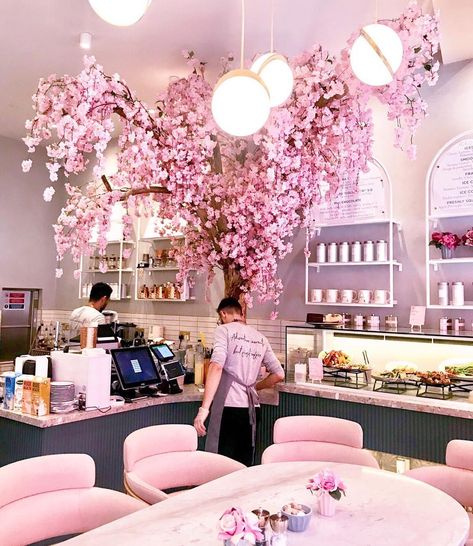 Absolutely my dream to have a cake shop aka cafe like this!! The interior is AMAZING @elancafe Interior Design Philippines, Cake Shop Design, Selamat Hari Valentine, Hair Salon Interior Design, Nail Salon Interior Design, Brunch Cafe, Pink Cafe, Hair Salon Interior, Deco Rose