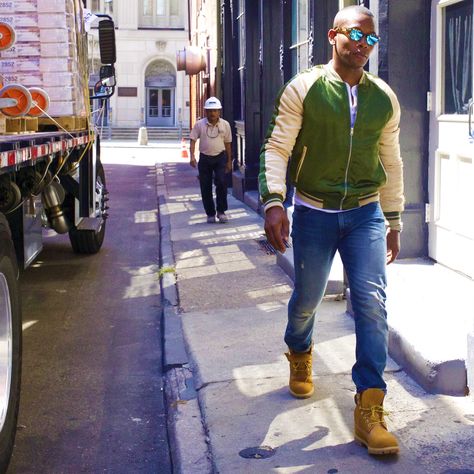 Strolling in my @Timberland #10061 Wheat Yellow Boots through Olde City #Philly . #Sp #style #menswese Timberland Boots Outfit Summer, Sp Style, Masc Style, Mens Lace Up Boots, Timberland Boots Outfit, Timberland Outfits, Man Dress, Looks To Recreate, Timberland 6