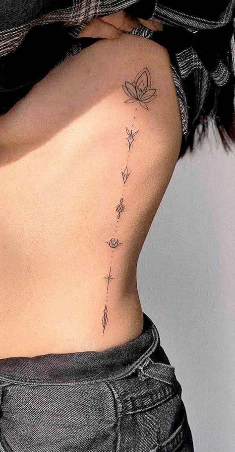 Protection Tattoos, Side Body Tattoos, Mutterschaft Tattoos, Side Tattoos Women, Tattoos On Side Ribs, Protection Tattoo, Body Tattoo Design, Rib Tattoos For Women, Waist Tattoos