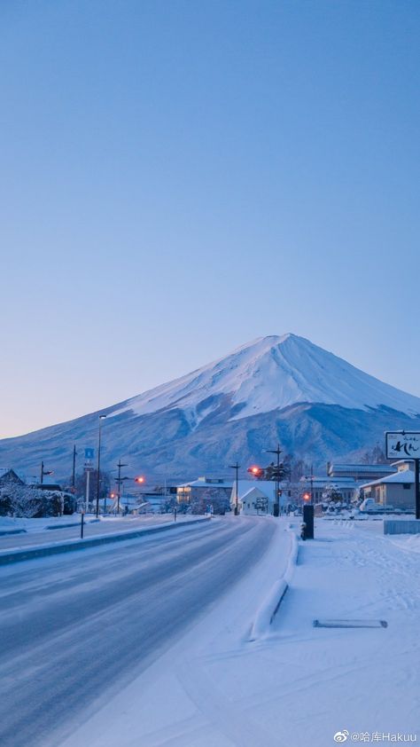 Gunung Fuji, Japan Winter, Art Place, Japan Aesthetic, Aesthetic Japan, Winter Wallpaper, Foto Art, City Aesthetic, Landscape Wallpaper