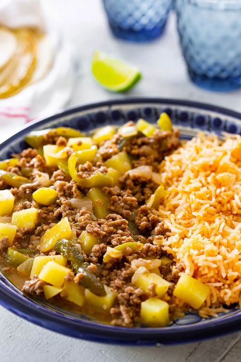 Authentic Mexican Picadillo Recipe Mexican Picadillo Recipe, Mexican Picadillo, Picadillo Recipe, Mexican Soup Recipes, Healthy Beef Recipes, Ground Beef And Potatoes, Recipes Mexican, Ground Meat Recipes, Beef And Potatoes