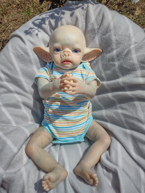 Human/bat hybrid alternative doll Bat Hybrid, Baby Vampire, Creepy Doll, Silicone Dolls, Creepy Dolls, Silicone Babies, Reborn Baby Dolls, Reborn Baby, Reborn Dolls