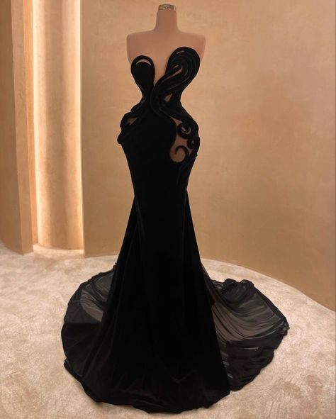 Valdrin Sahiti Gown, Valdrin Sahiti Dresses, Valdrin Sahiti, Dinner Gowns, Black Instagram, Met Gala Dresses, Dinner Dress Classy, Stylish Wedding Dresses, Classy Prom Dresses