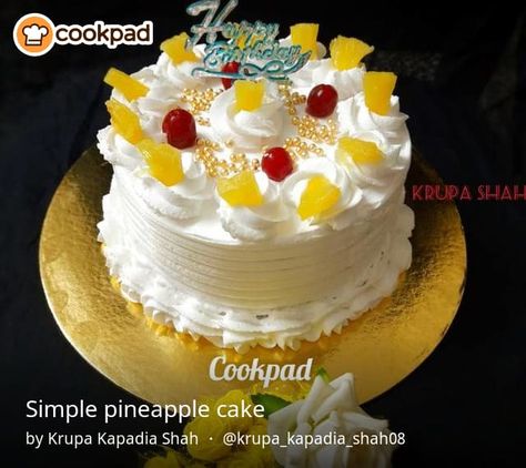 Simple pineapple cake Simple Pineapple Cake, Pineapple Cake Decoration, Pineapple Sugar, Pineapple Cake Recipe, Pineapple Slices, Pineapple Cake, Healthy Homemade Recipes, Cake Board, Boy Birthday Cake