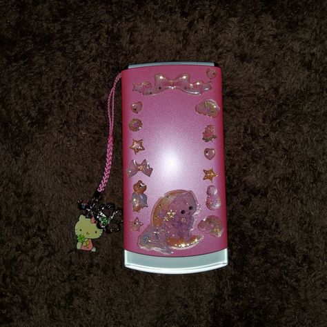 Jelly Pop Phone, Cute Flip Phones Old, Jellypop Flip Phone, Jellypop Phone, Lg Lollipop, Flip Phone 2000s, Razor Phone, Pink Flip Phone, 2000s Phone