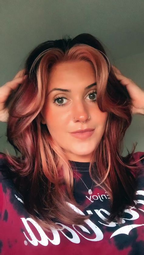 Peach Rose Hair Color, Hair Color Accents, Perimeter Hair Color Ideas, Perimeter Hair Dye, Neon Money Piece Hair, Crown Hair Dye, Edgy Hair Ideas, Kelsie Wieland, Edgy Hair Color Ideas For Short Hair