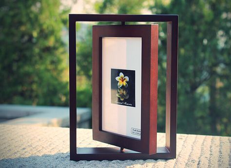 Gift Frames, Photo Frame Decoration, Photo Gifts Diy, Picture Frame Crafts, Cheap Frames, Wood Craft Projects, Photo Frame Design, Woodworking For Kids, Wood Photo Frame