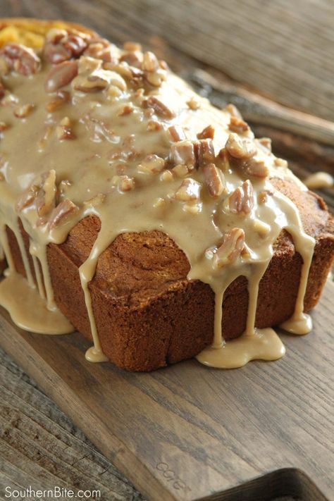 Pumpkin Bread With Praline Topping, Praline Pumpkin Bread, Autumn Quick Breads, Praline Sauce, Dessert Breads, Bread Sweet, Pumpkin Loaf, A Loaf Of Bread, Loaf Cakes