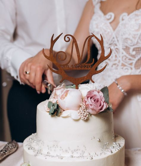 Wedding Cake Toppers Antler Deer Gold Monogram Cake Topper | Etsy Wedding Cake Toppers Letters, Elegant Wedding Cake Toppers, Deer Cake, Wedding Cake With Initials, Wedding Cake Toppers Initials, Deer Cakes, Silver Cake Topper, Cake Topper Wedding Monogram, Wooden Deer