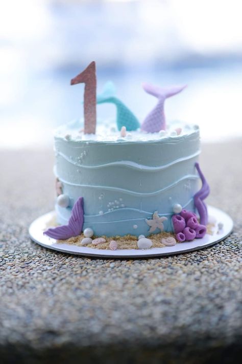 Purple Mermaid Cake, Mermaid Cake Smash, Pink Smash Cakes, Mermaid Theme Cake, Big Cake, Mermaid Cupcakes, Mermaid Birthday Cakes, Purple Cakes, Mermaid Theme Birthday