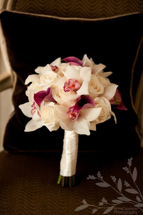 Rose, Calla lily, orchid bouquet...take out the rose and add baby's breath Red White And Pink Bouquet, Red And Purple Bouquet, Unique Bouquet Ideas, Wedding Flowers Orchids, Unique Flower Bouquet, Unique Bouquets, Unique Bridal Bouquets, Pink Calla Lilies, Unique Wedding Bouquet