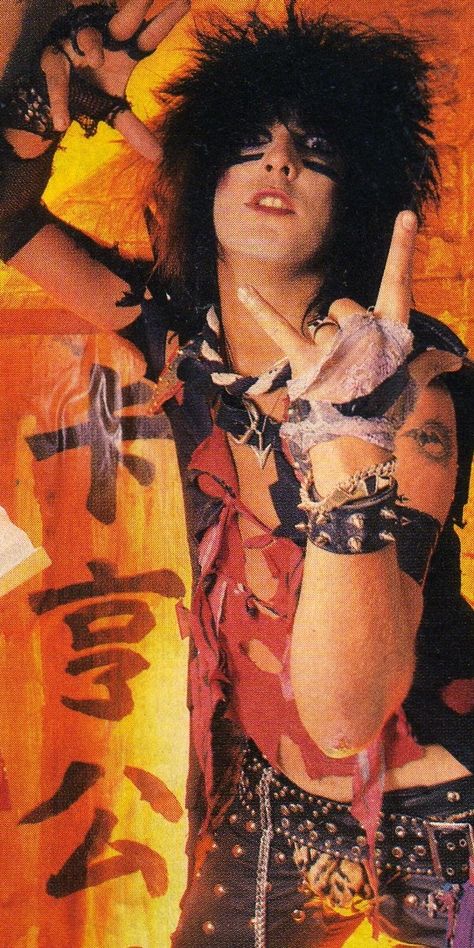 The Sleaze Patrol Files: SIKKI NIXX Part 8: Sixx Pics 1983-1991 Too Fast For Love, Motley Crue Nikki Sixx, Shout At The Devil, Sixx Am, Vince Neil, Motley Crüe, Heavy Rock, 80s Bands, Metal Head