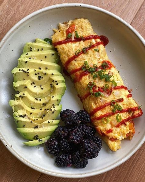 Healthy Omelette, Air Fryer Meals, Belly Fat Foods, Veggie Omelette, Healthy Plan, Omelette Recipe, Flat Belly Diet, 3 Eggs, Healthy Lifestyle Food