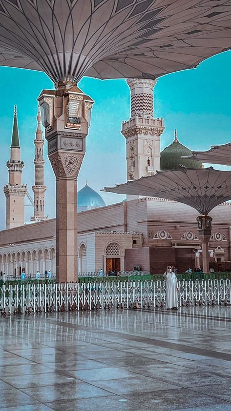 beautiful place on the earth is mecca and madina Madina Sharif Images Full Hd, Mecca And Madina, Madina Sharif Images, Makkah And Madina, Al Masjid An Nabawi, Birthday Surprises For Him, Madina Sharif, Islamic Wallpapers, Medina Mosque