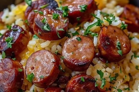 Cheesy Sausage and Rice - recipestasteful Crumbled Sausage Recipes, Hillshire Farm Sausage Recipes, Sweet Sausage Recipes, Cheesy Sausage And Rice, Smoked Sausage And Rice, Instant Rice Recipes, Crockpot Rice Recipes, Minute Rice Recipes, Sausage And Green Beans