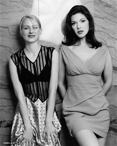 Naomi Watts, Laura Elena Harring, 2001, Mulholland Drive Naomi Watts 90s, Naomi Wats, Laura Harring, Mulholland Drive, Teresa Palmer, Mexican Women, Naomi Watts, Female Actresses, Jessica Chastain